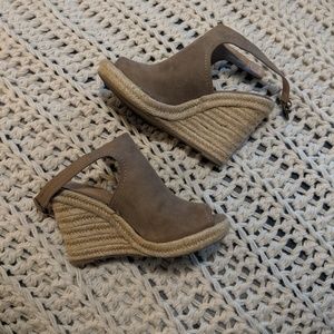Espadrille wedges